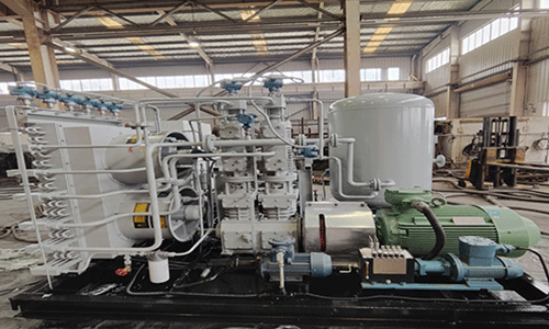 Helium Compressor view1